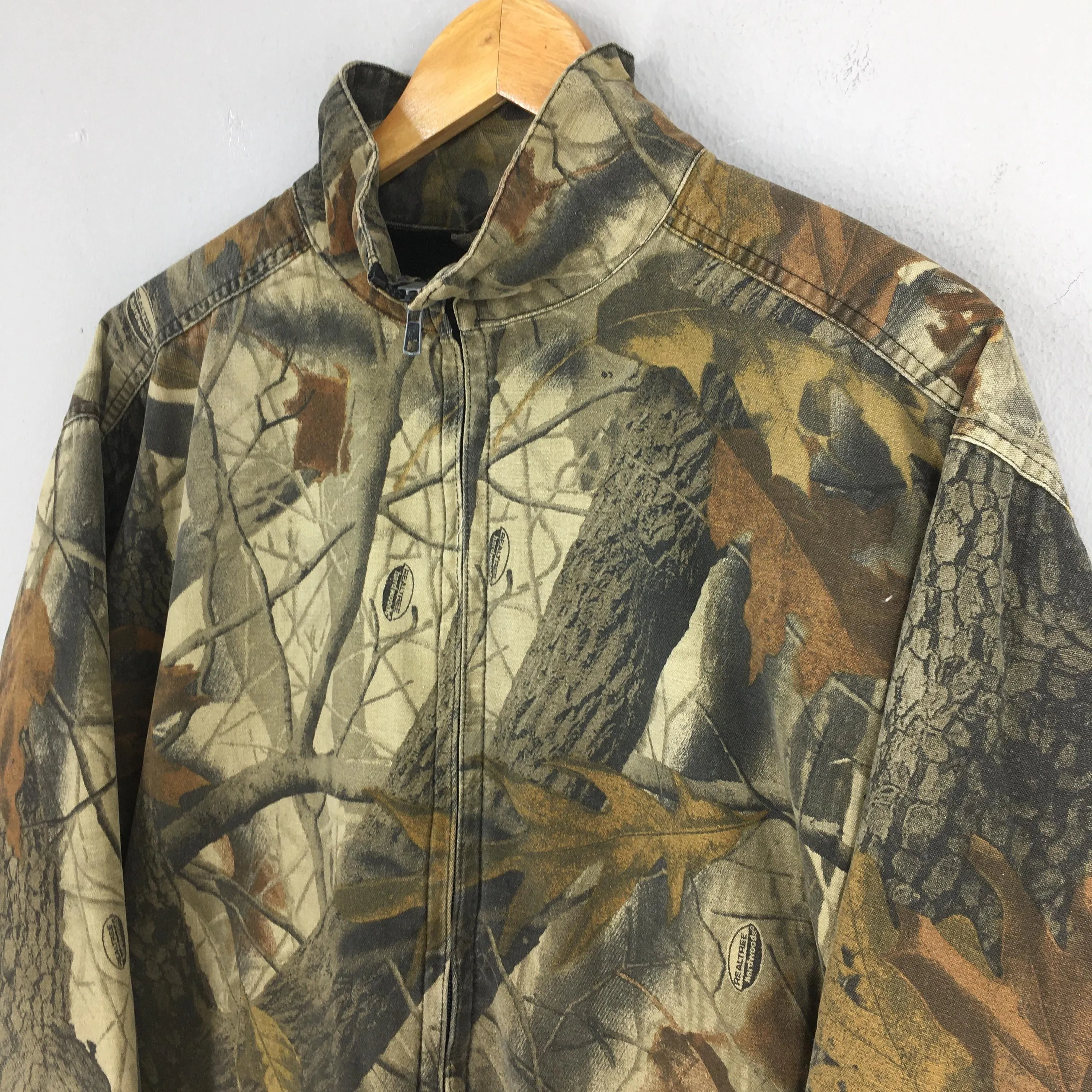 Wells Creek Outfitters Mossy Oak Zipper Jacket Large