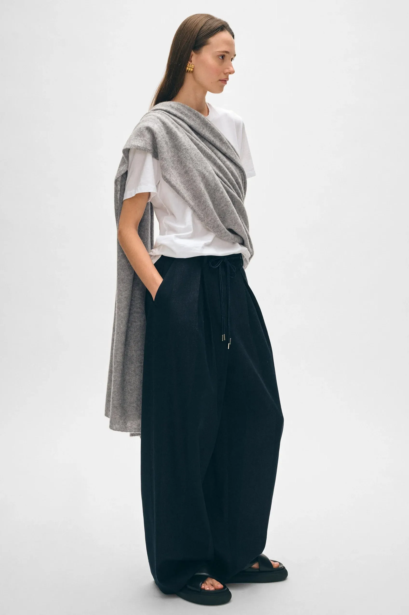 WHITE   WARREN Cashmere Travel Wrap