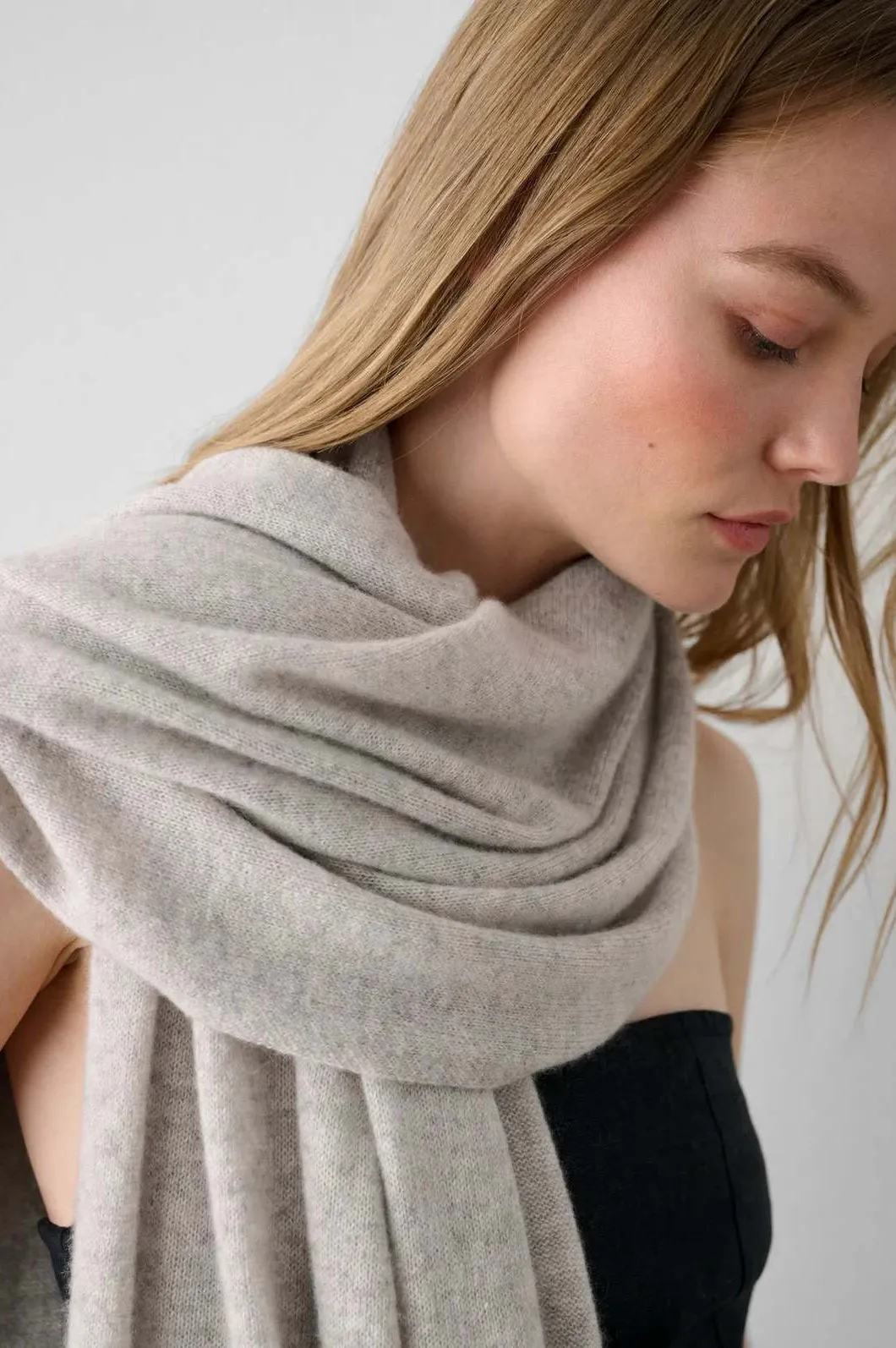 WHITE   WARREN Cashmere Travel Wrap
