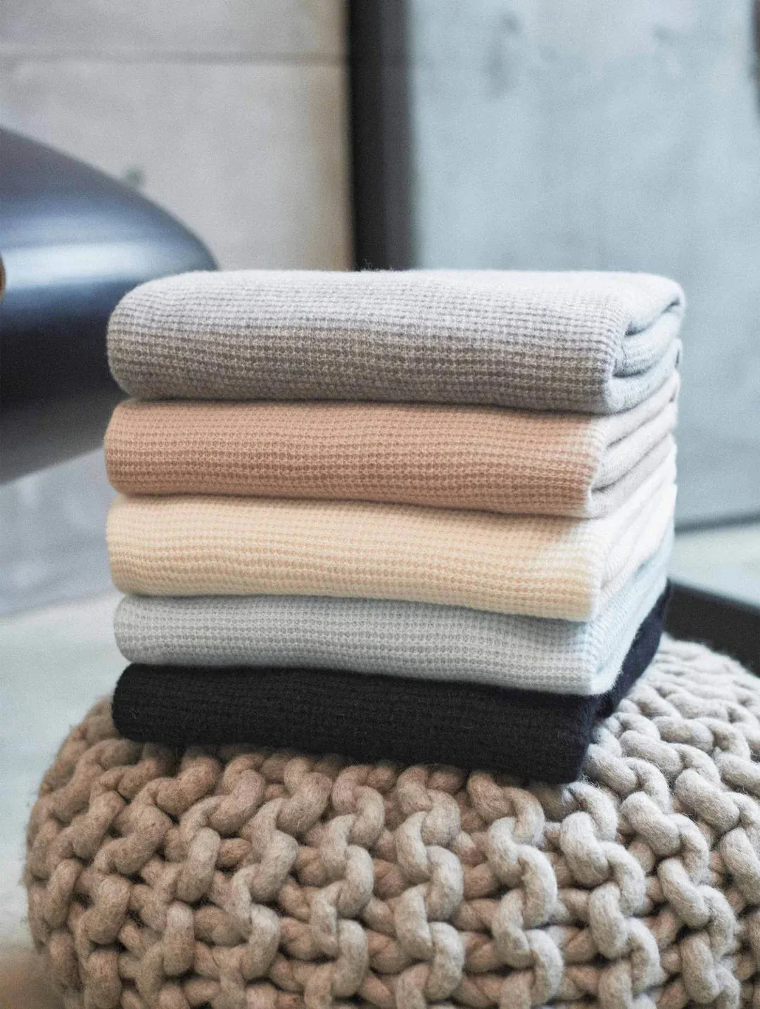 WHITE   WARREN Cashmere Waffle Travel Wrap