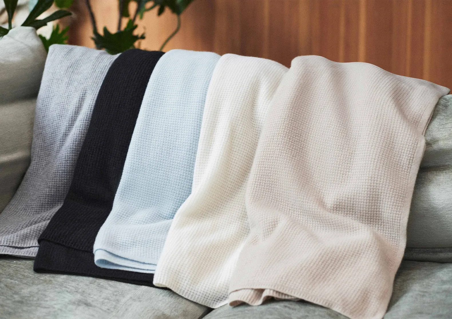 WHITE   WARREN Cashmere Waffle Travel Wrap